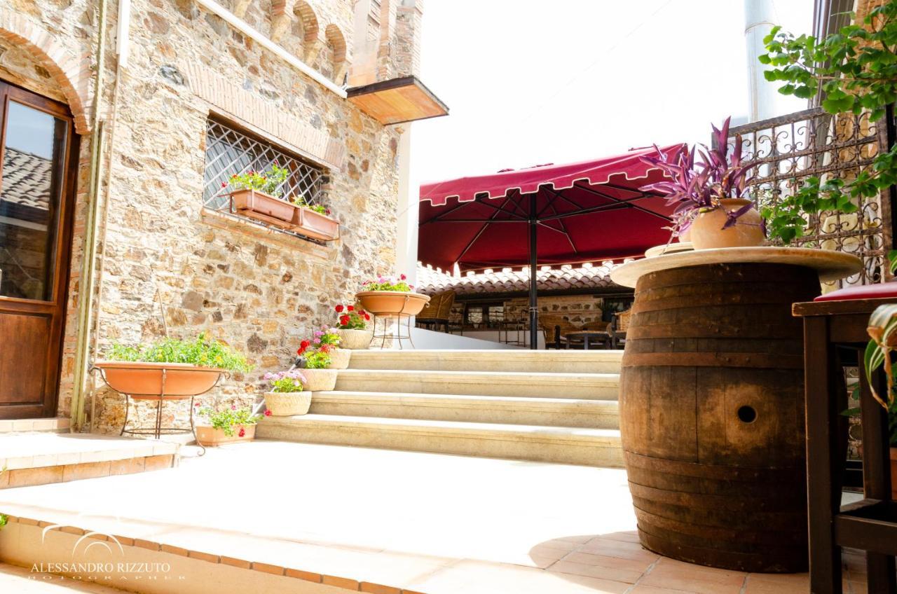 Le Due Torri Bed & Breakfast Filadelfia Dış mekan fotoğraf